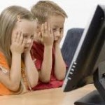 Çocuklar bilgisayar kullanmayı biliyorlarmış !!!